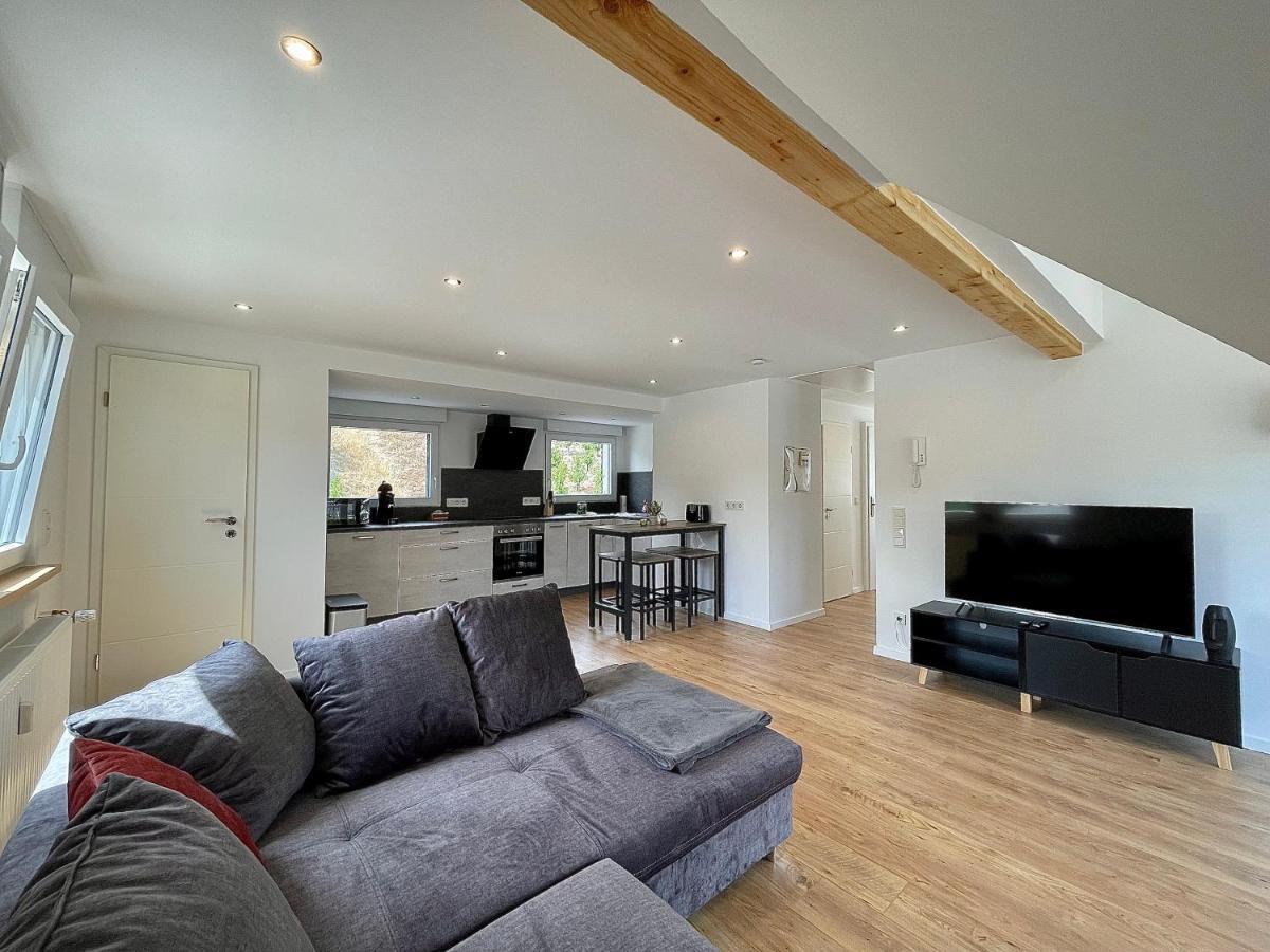 Sky Apartment, Blick zur Mosel, großer Balkon, Kaffeemaschine, Smart TV Zell Exterior foto